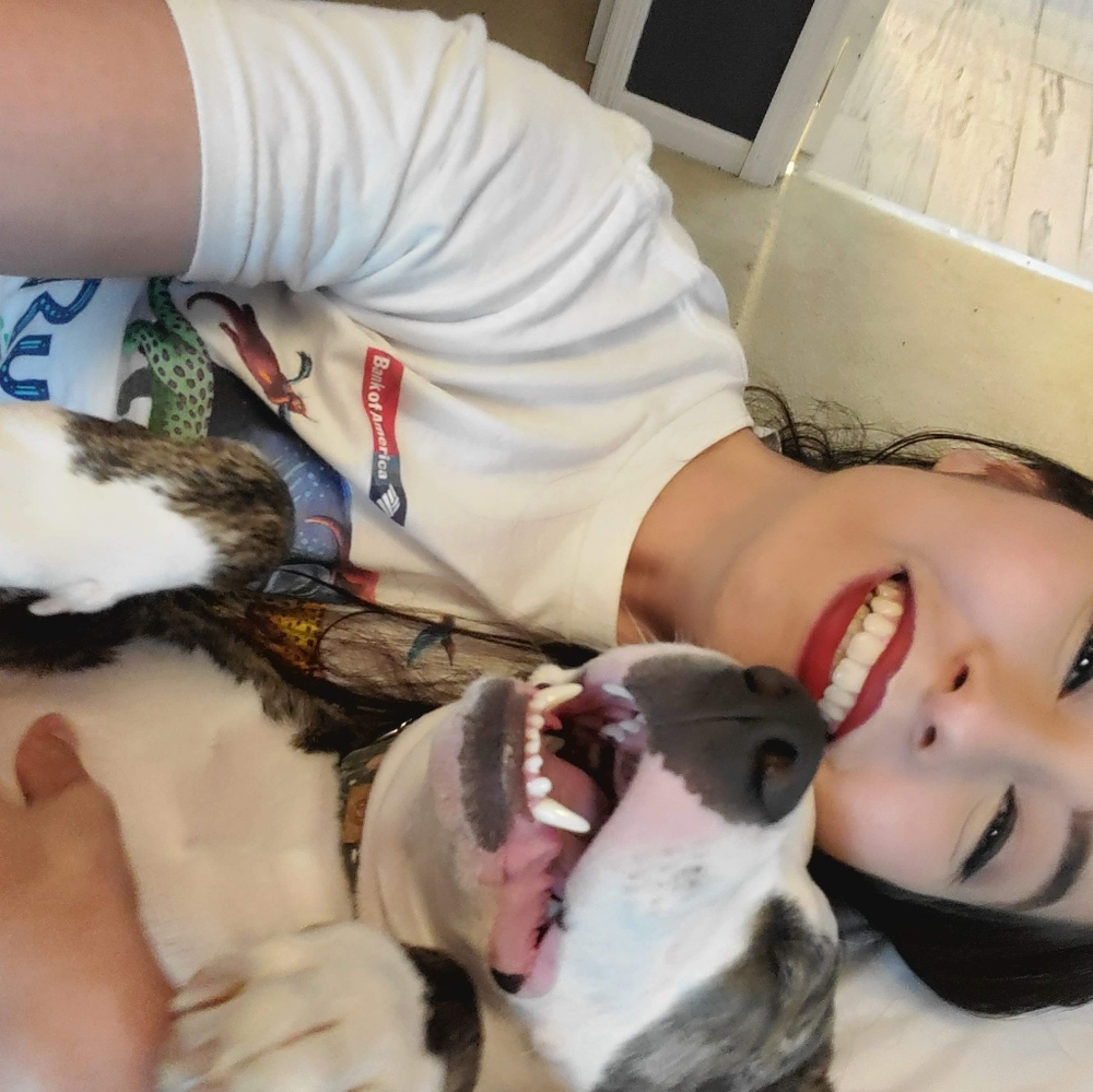 Meet your Posher, Laura